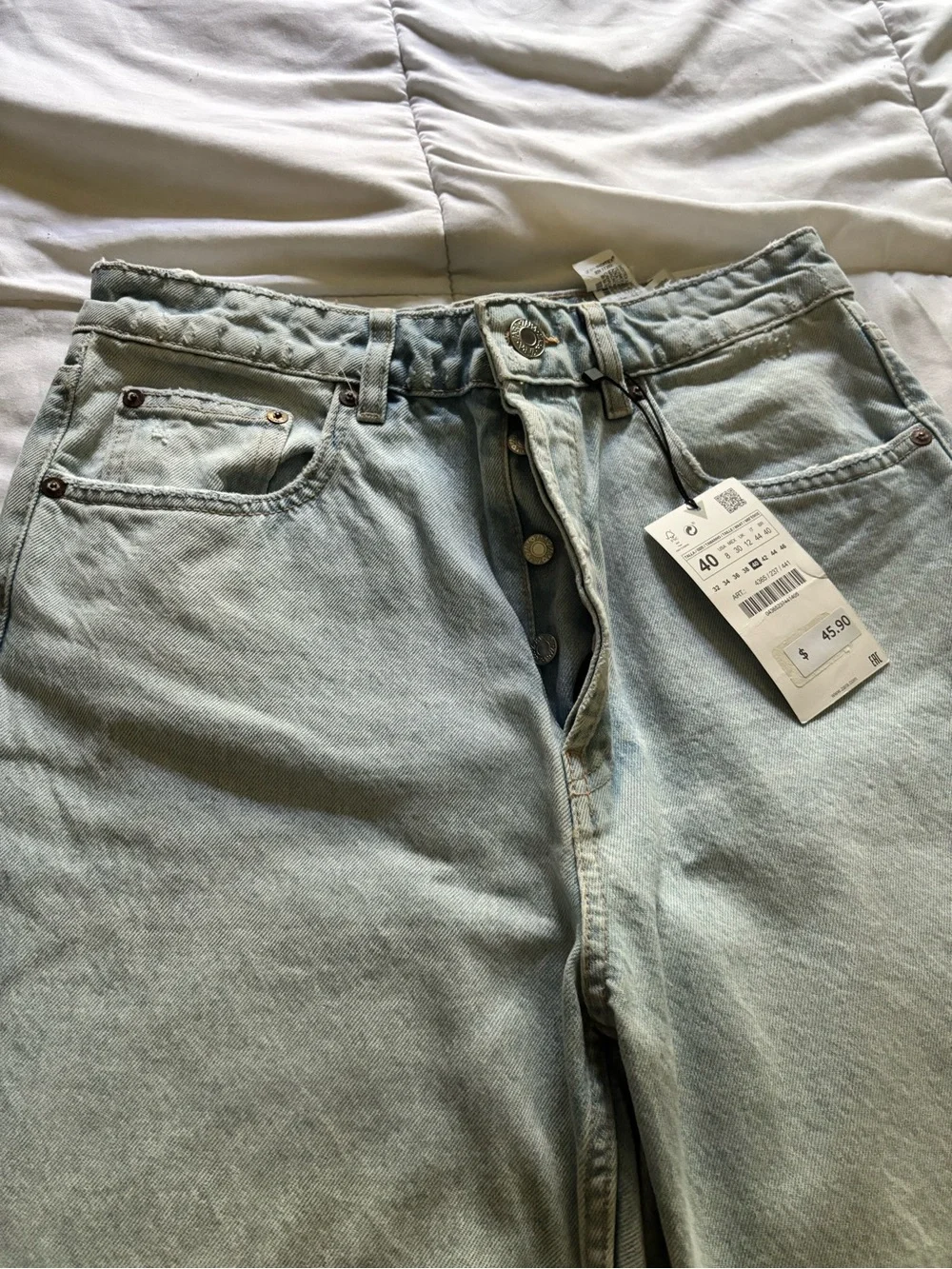 Zara Light Blue Women's High Rise Straight Leg Jeans